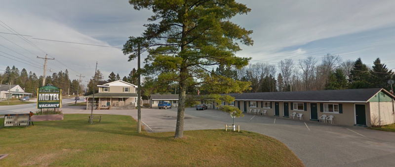 Blue Gables Motel (Island Inn) - 2016 Street View (newer photo)